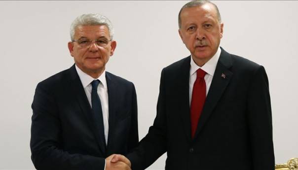 Džaferović telefonski razmijenio bajramske čestitke sa Erdoganom