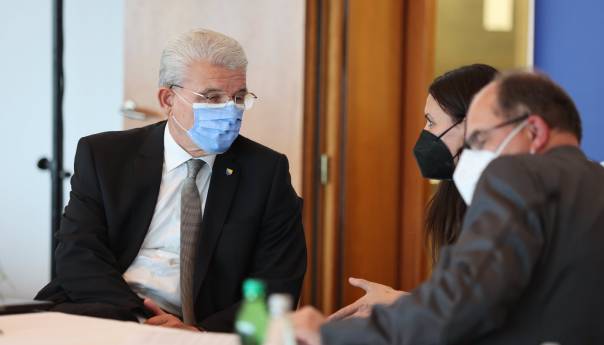 Džaferović: Dom naroda FBiH glavni izvor blokada, mora biti reduciran