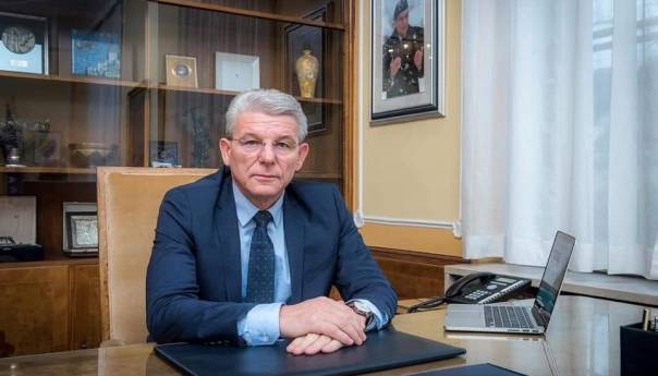 Džaferović uputio čestitku Curić i Nurkoviću povodom Dana Sandžaka