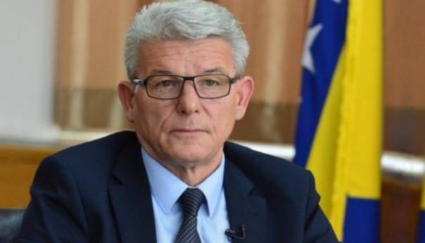 Džaferović uputio čestitku povodom jevrejskog praznika Pesaha