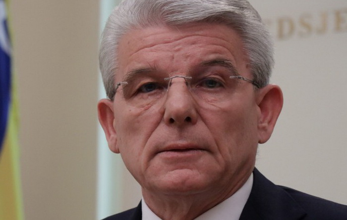 Džaferović uputio telegram saučešća Pendarovskom