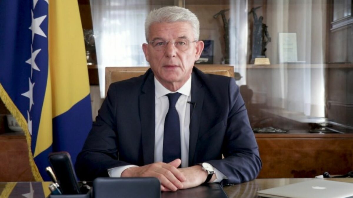 Džaferović uputio saučešće Pendarovskom: U molitvama smo uz vas