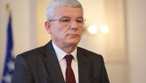 Džaferović uputio telegram saučešća povodom smrti Hasana Čengića