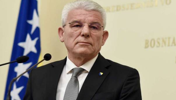 Džaferović uputio telegram saučešća predsjedniku Crne Gore Mili Đukanoviću
