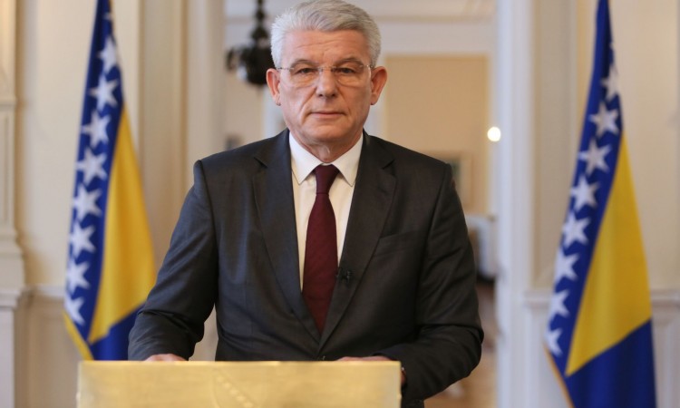 Džaferović: Ustavna mi je pozicija štititi sve građane i narode BiH