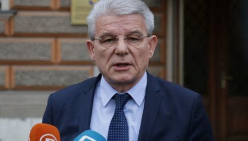 Džaferović učvrstio Dodika: Pozvao Schmidta da ga smjeni