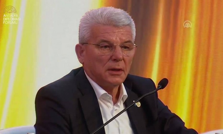Džaferović: Važna lekcija pandemije je da se mora slušati riječ stručnjaka