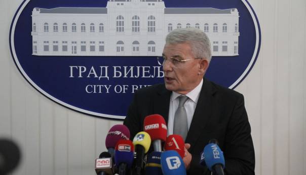 Džaferović: Zbog političkih previranja BiH u zastoju na EU putu