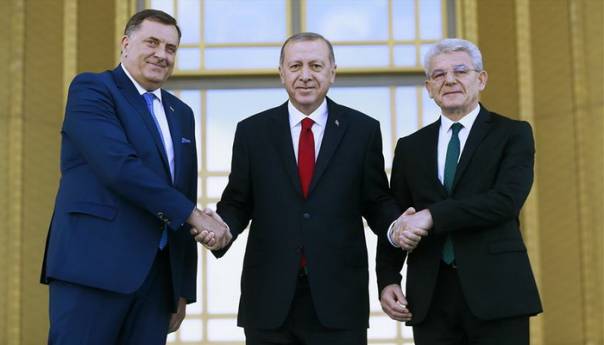 Džaferovića i Dodika čeka sastanak sa Erdoganom