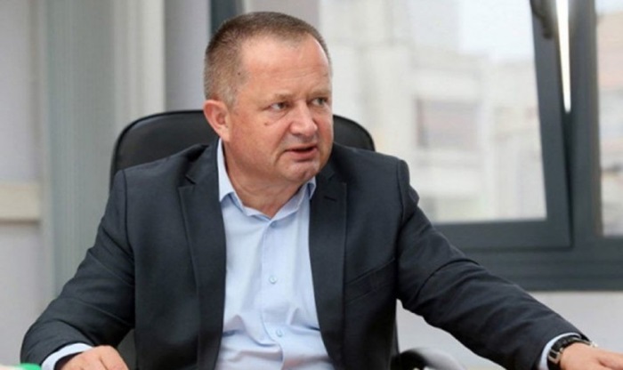 Džakula: Uvesti porez na luksuz, zakon već u proceduri