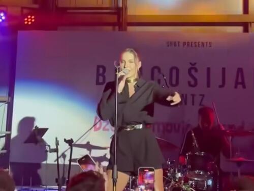 Džejla Ramović napravila odličnu atmosferu na brucošijadi u Tuzli