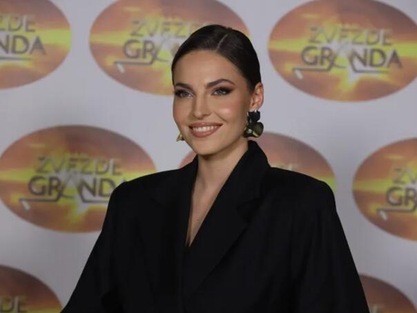 Džejlina pjesma bila namijenjena drugom pjevaču: "Rekao sam da će ona to razvaliti"