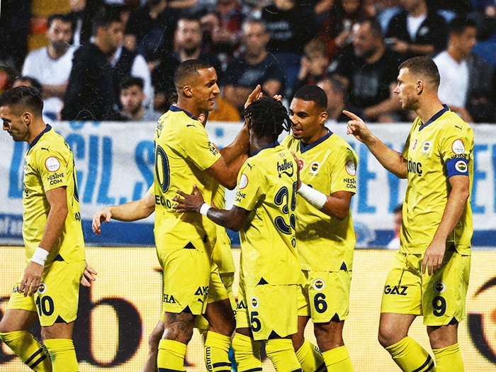 Džeko apsolutni junak nove pobjede Fenerbahčea!