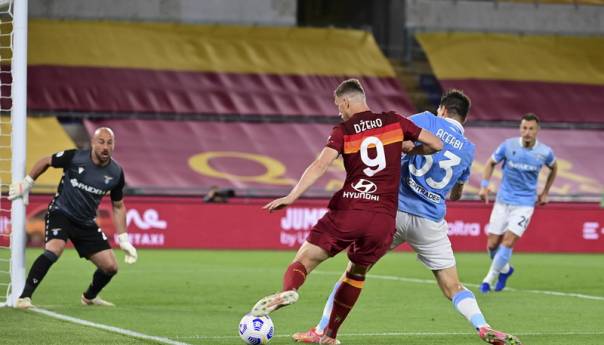 Džeko asistirao u pobjedi Rome protiv Lazija