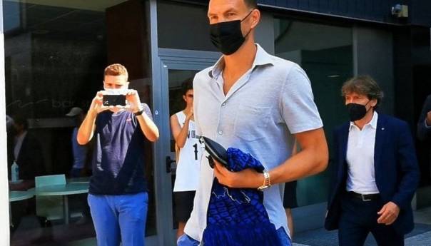 Džeko bi danas trebao biti predstavljen kao novi igrač Intera