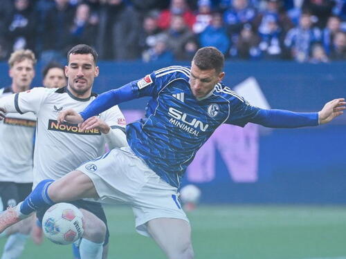 Džeko majstorski zabio na debiju i spasio Schalke!