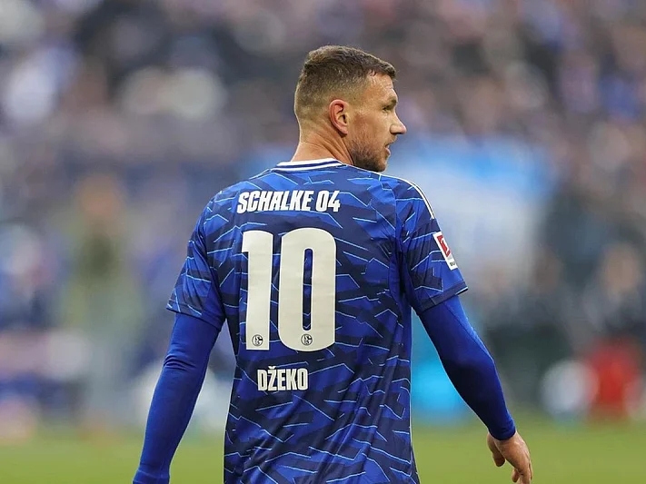 Džeko na klupi: Schalke ide u Bochum po pobjedu