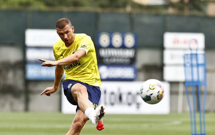 Džeko odradio prvi trening s Fenerbahčeom