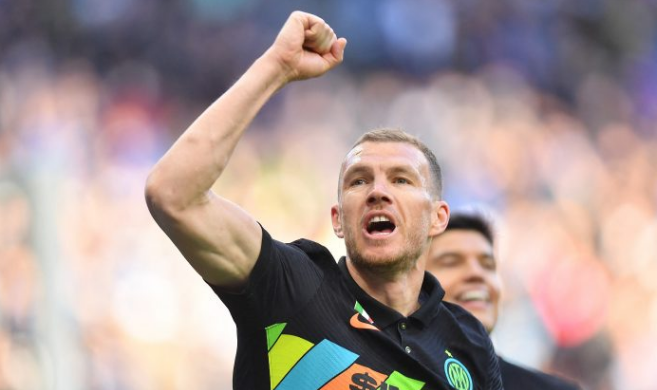“Džeko ostaje u Interu, za njega nema mjesta u Dortmundu”