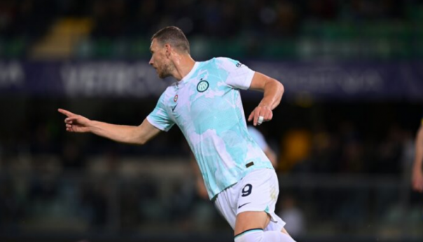 Džeko postigao dva gola protiv Verone, 400 golova u karijeri