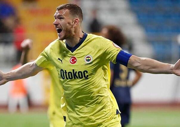 Džeko postigao novi gol za Fenerbahče