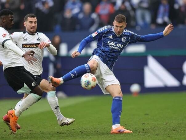 Džeko u prvoj utakmici za Schalke ušao u historiju druge Bundeslige