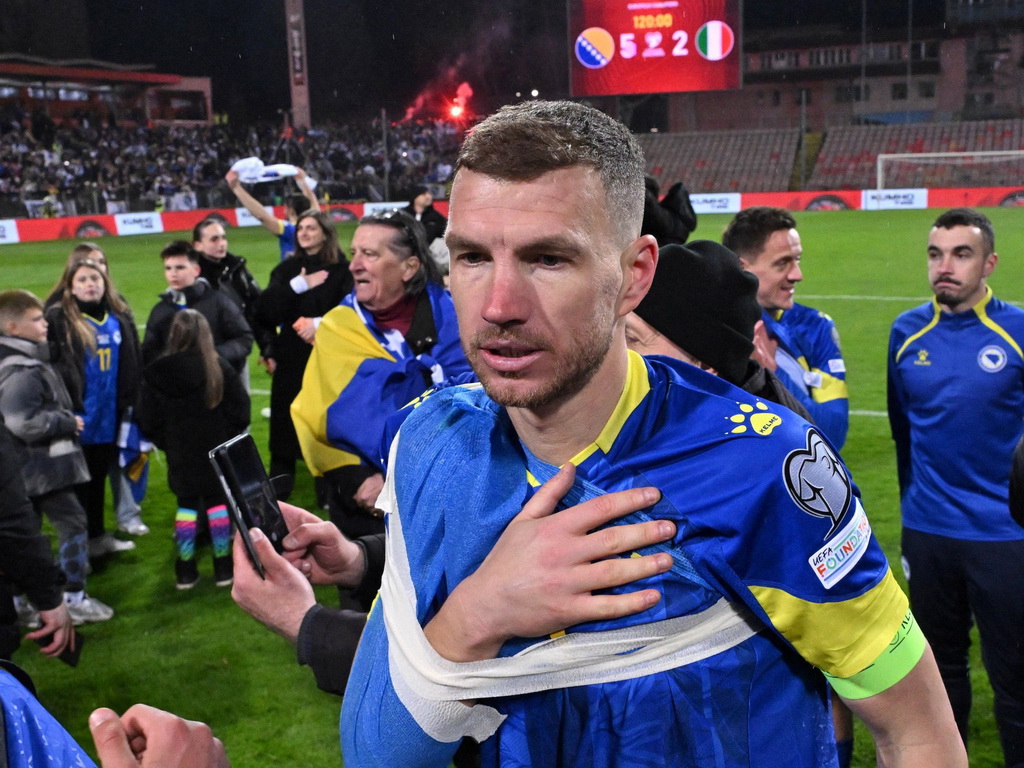 Džeko van terena: Schalke otkriva stanje povrede