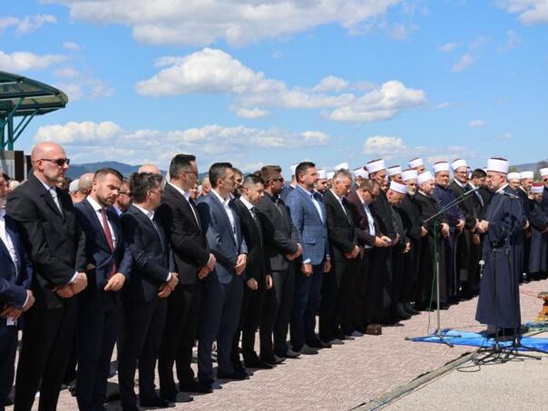 Dženazu čeka još 700 ubijenih: Godišnjica zločina nad Bošnjacima Vlasenice