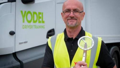 Dževad Grozdanić vozač godine u konkurenciji 200.000 kandidata