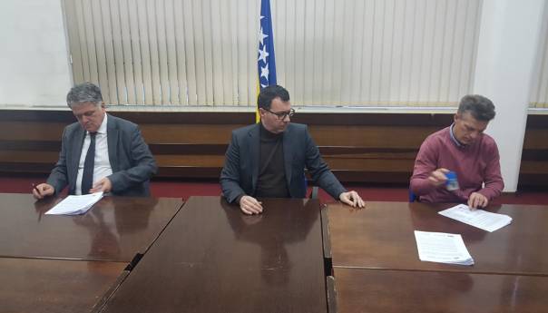 Džindić, Andelija i Husić potpisali sporazum