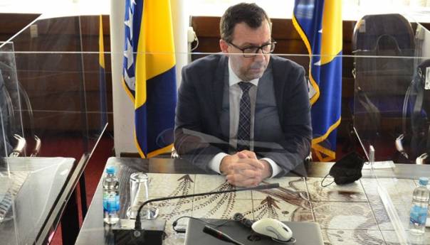 Džindić sa EP BiH: Danas plata radnicima rudnik Kreka