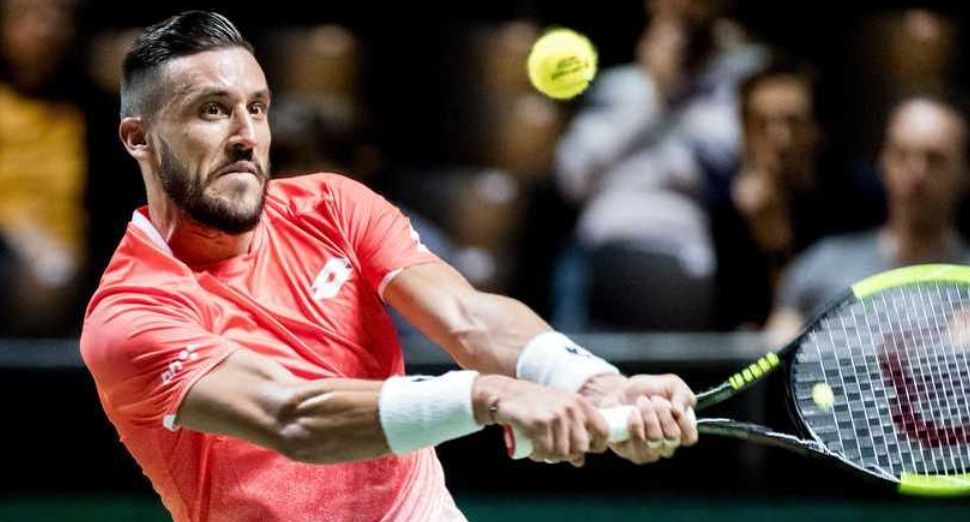 Džumhur za manje od sat vremena igre izgubio  od Bagnisa