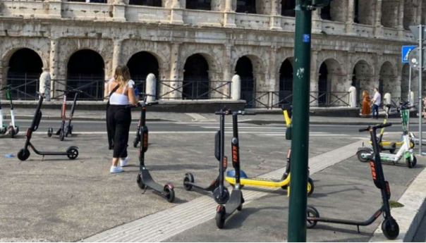 E-skuteri postali smrtonosna zamka u Rimu
