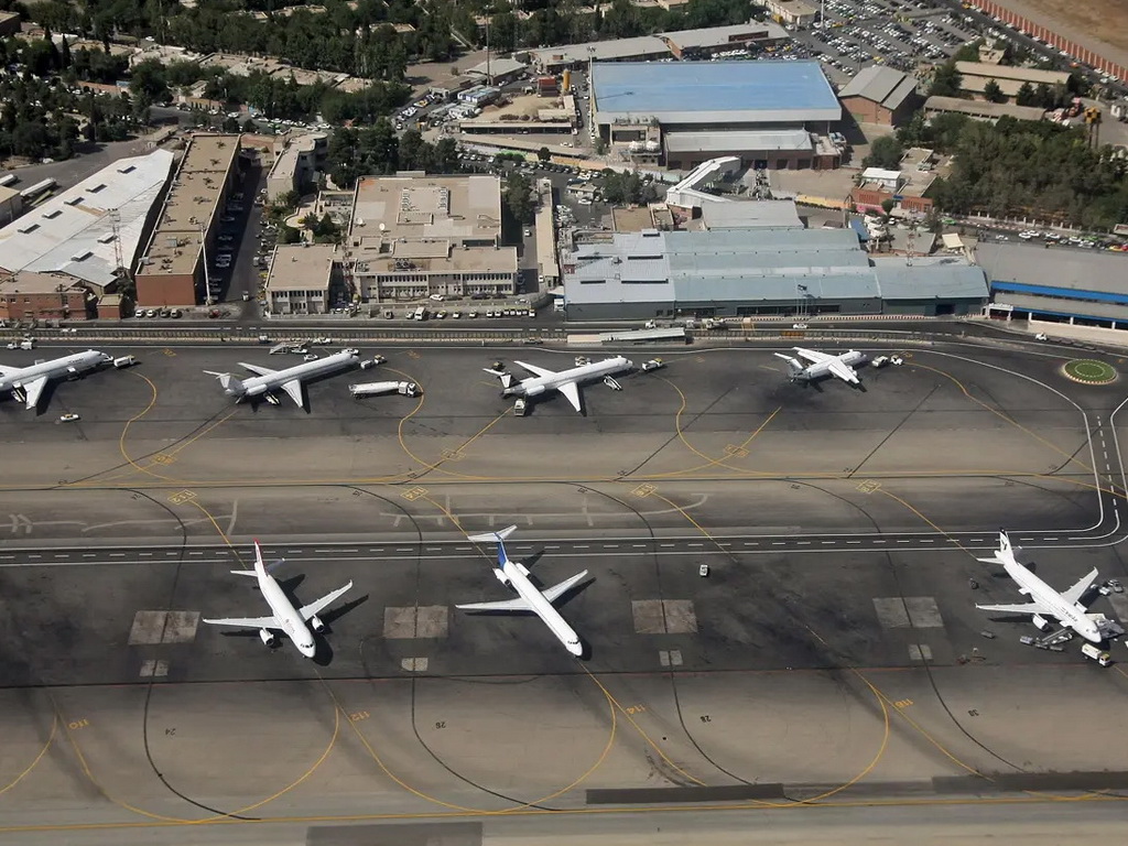 EASA upozorila avionske kompanije da ne lete u iranskom zračnom prostoru