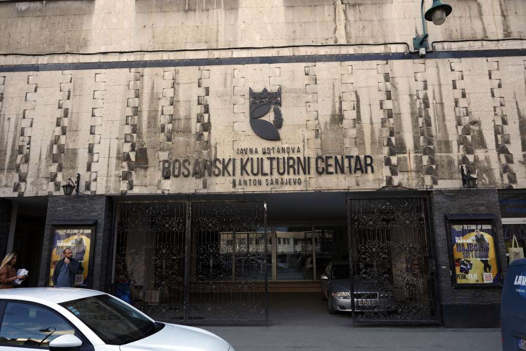 Ecija Ojdanić prvi put u Sarajevu s višestruko nagrađivanom komedijom "Vla Vla Vlajland Cabaret"