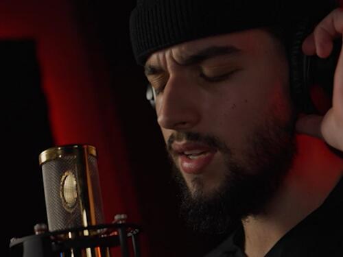 Edi Hadžiahmetović predstavio spot za pjesmu 'Isti smo'