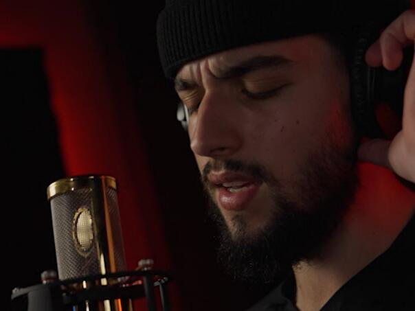 Edi Hadžiahmetović predstavio spot za pjesmu 'Isti smo'