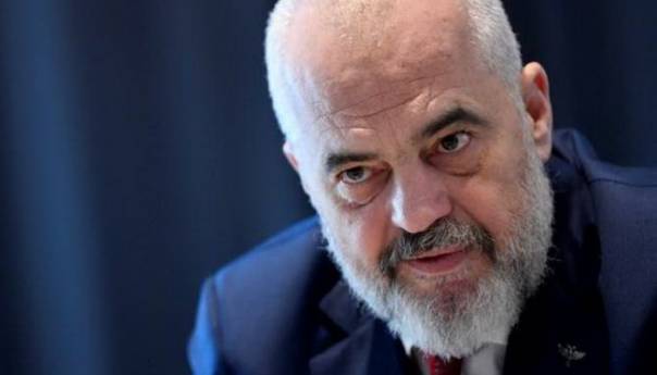 Edi Rama odao počast žrtvama genocida u Srebrenici