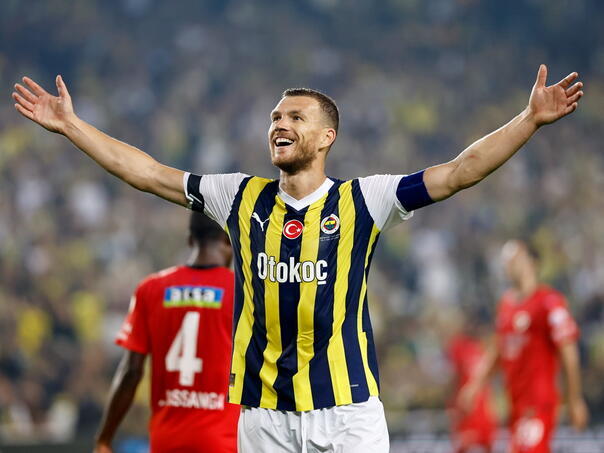 EDIN DŽEKO - HAT TRICK