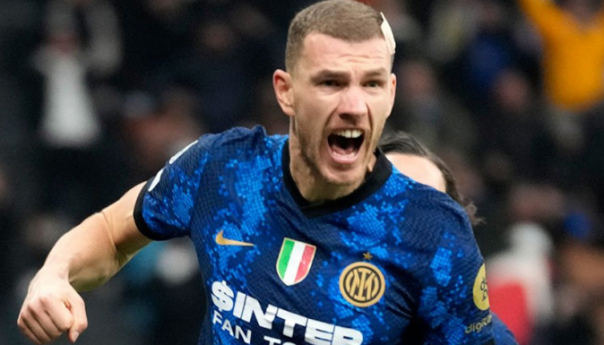 Edin Džeko na listi želja Bayerna