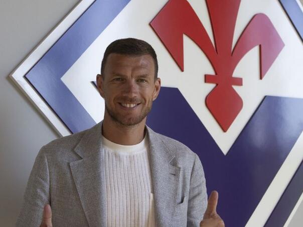 Edin Džeko zvanično potpisao za Fiorentinu!