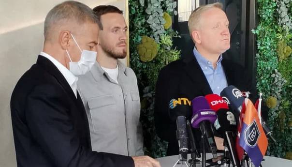 Edin Višća potpisao za Trabzonspor!