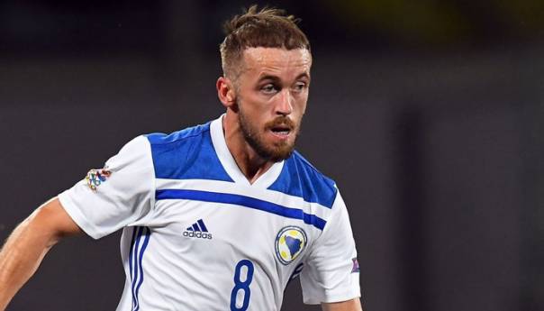 Edin Višća se oprostio od reprezentacije BiH