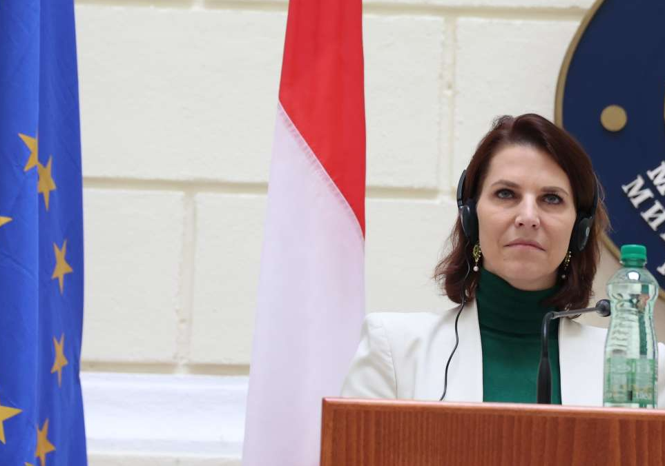 Edtstadler: Geopolitički je nužno da BiH bude s EU