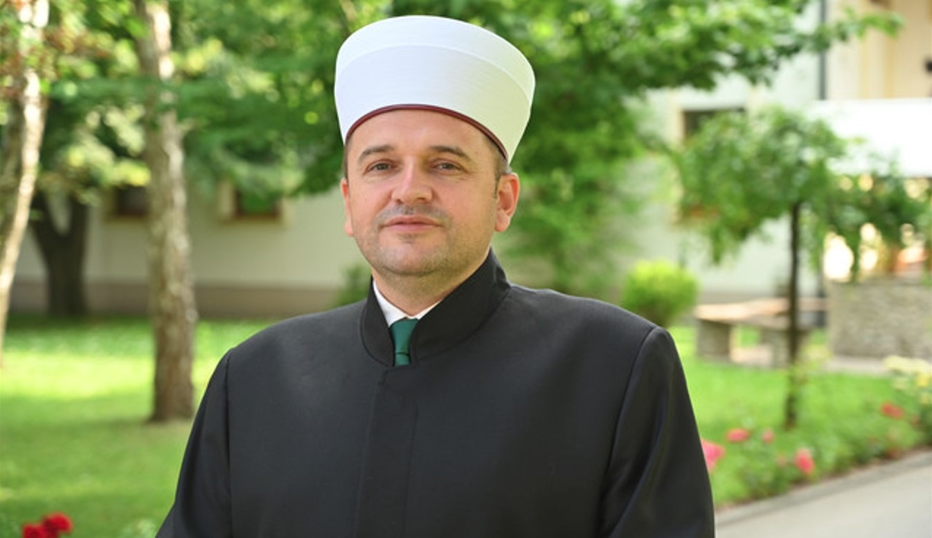 Ef. Brašnjić: Arefat nas uči poniznosti i ljubavi prema domovini