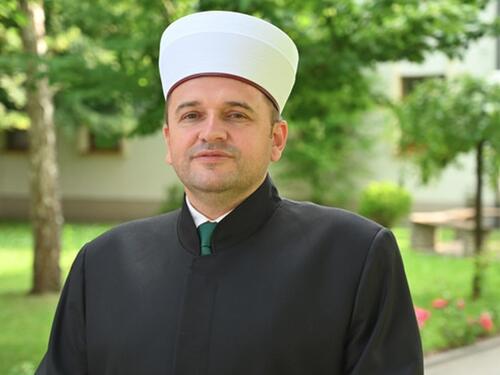 Ef. Brašnjić: Arefat nas uči poniznosti i ljubavi prema domovini