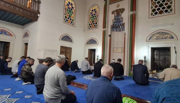 Ef. Jusić: Ramazan prilika da upoznamo sebe, da se u dovama sjetimo i drugih
