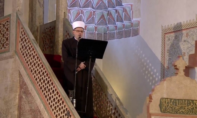 Ef. Ljevaković u hutbi pozvao na poštivanje mjera nadležnih protiv epidemije