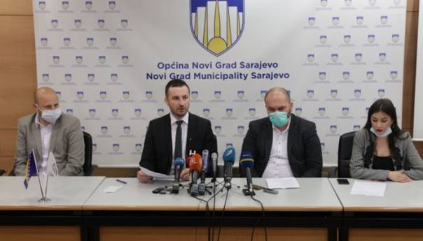 Efendić: Građani plaćaju zdravstveno osiguranje, zaslužuju adekvatnu uslugu