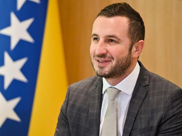 Efendić: Izgledna je koalicija sa DF-om